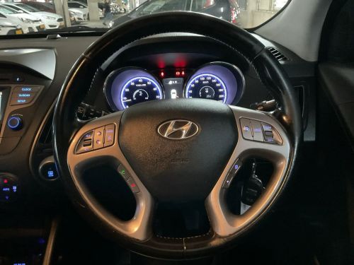 Hyundai iX35 2.0 Executive in Namibia