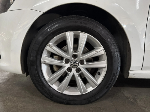 Volkswagen Polo Vivo 1.4 Trendline (5dr) in Namibia