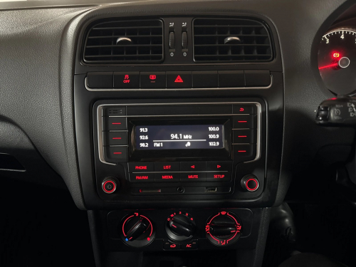 Volkswagen Polo Vivo 1.4 Trendline (5dr) in Namibia