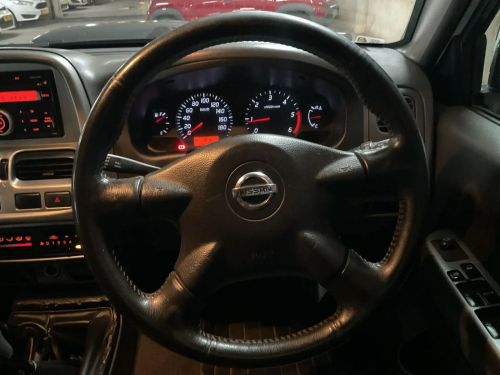 Nissan Hardbody Np300 2.5 TDI Hi-Rider Pick Up Double Cab in Namibia