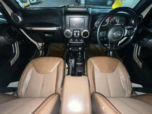 Jeep Wrangler Unltd Sahara 3.6l V6 Auto in Namibia