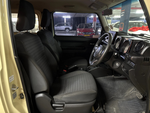 Suzuki Jimny 1.5 GL Auto in Namibia