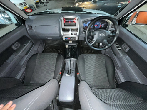 Nissan Hardbody Np300 2.5 TDI 4x4 Pick Up Double Cab in Namibia