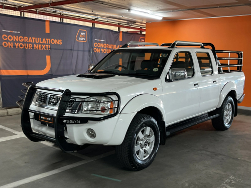 Pre-owned Nissan Hardbody Np300 2.5 TDI 4x4 Pick Up Double Cab for sale in 