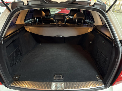 Mercedes-Benz C Class Estate C180 CGI BE Estate Avantgarde Auto in Namibia