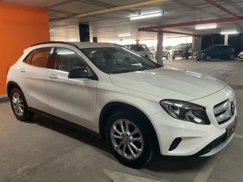 Mercedes-Benz GLA 220 CDI Auto 4matic in Namibia