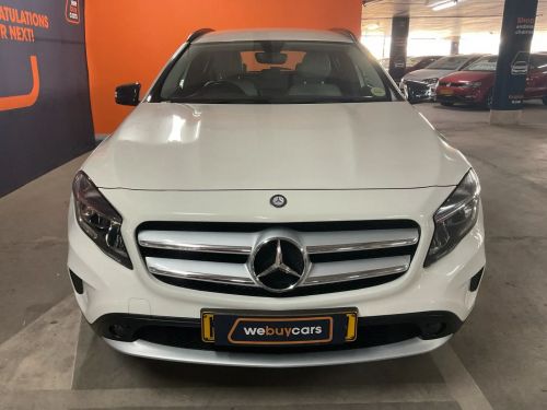 Mercedes-Benz GLA 220 CDI Auto 4matic in Namibia
