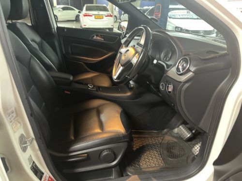 Mercedes-Benz B Class B 200 BE Auto in Namibia