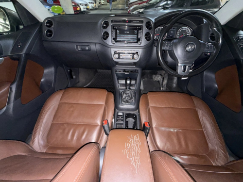 Volkswagen Tiguan 2.0 TSI Sprt-Styl 4/mot DSG in Namibia