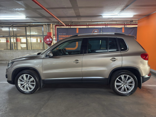 Volkswagen Tiguan 2.0 TSI Sprt-Styl 4/mot DSG in Namibia