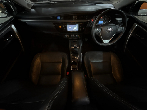 Toyota Corolla 1.6 Prestige in Namibia