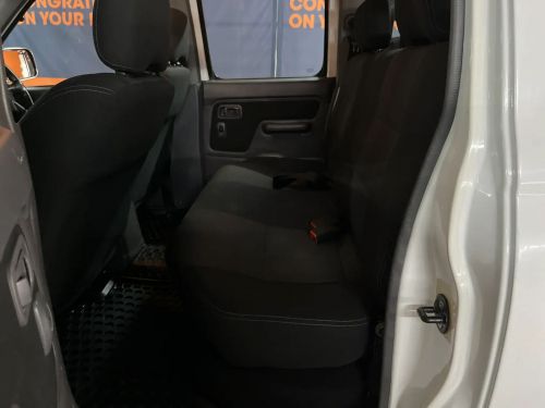 Nissan Hardbody Np300 2.5 TDI 4x4 Pick Up Double Cab in Namibia
