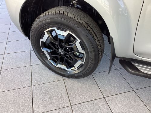 Nissan Navara LE Plus in Namibia