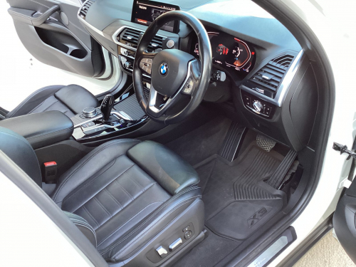 BMW X3 30d XDrive in Namibia