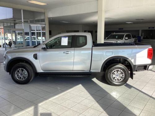Ford Ranger SuperCab 4x4 in Namibia