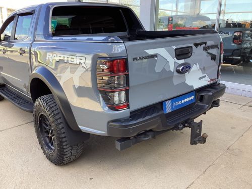 Ford Ranger Raptor in Namibia