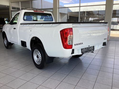 Nissan Navara XE Plus in Namibia
