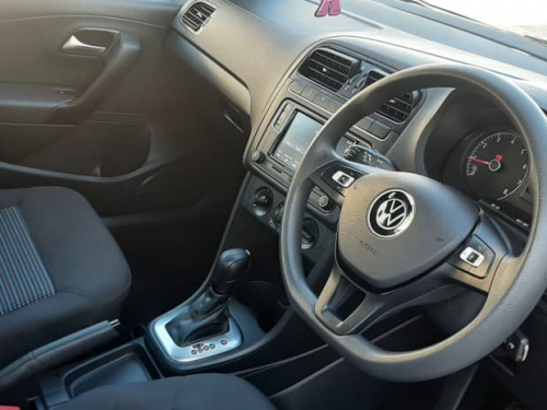 Volkswagen POLO VIVO 1.6 COMF TIP in Namibia