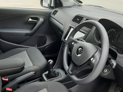 Volkswagen POLO VIVO 1.4 63KW LIFE in Namibia