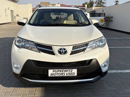 Toyota RAV 4 2.2D VX A/T in Namibia