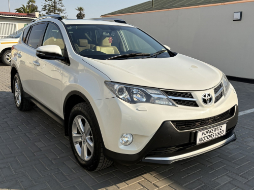 Pre-owned Toyota RAV 4 2.2D VX A/T for sale in 