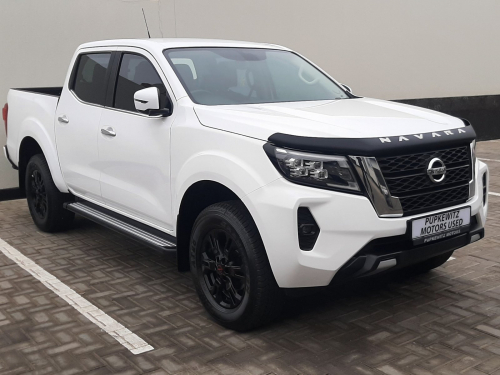 Nissan NAVARA 2.5TD LE PLUS DC 4X4 AUTO in Namibia