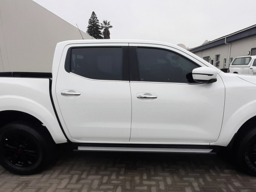 Nissan NAVARA 2.5TD LE PLUS DC 4X4 AUTO in Namibia