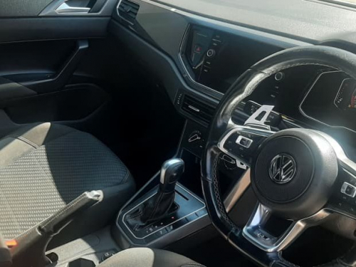 Volkswagen POLO 1.0TSI COMF DSG in Namibia