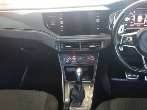 Volkswagen POLO 1.0TSI COMF DSG in Namibia