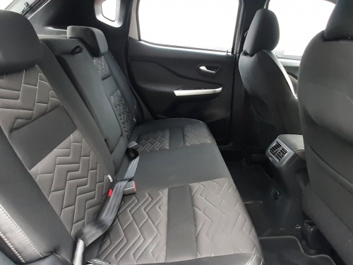 Nissan MAGNITE 1.0T ACENTA CVT in Namibia