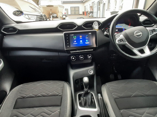 Nissan MAGNITE 1.0T ACENTA CVT in Namibia