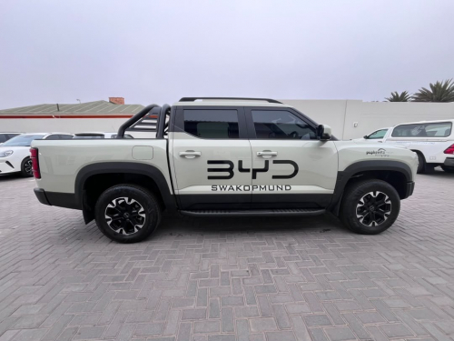 BYD BYD Shark 6 DMO Premium 1.5T in Namibia