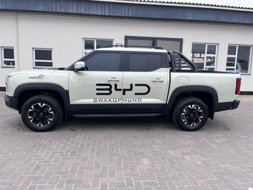 BYD BYD Shark 6 DMO Premium 1.5T in Namibia