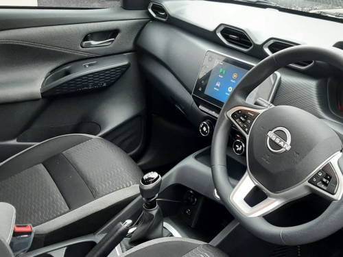 Nissan MAGNITE 1.0 ACENTA MT in Namibia