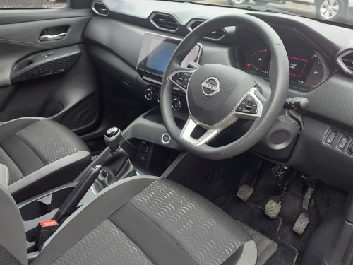Nissan MAGNITE 1.0T ACENTA MT in Namibia