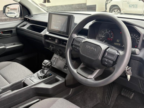 Toyota HILUX 2.8 GD6 4X4 DC A/T SRX in Namibia