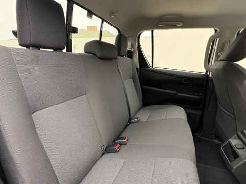 Toyota HILUX 2.8 GD6 4X4 DC A/T SRX in Namibia