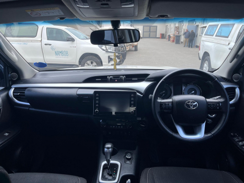 Toyota HILUX 2.8 GD6 4X4 DC A/T SRX in Namibia