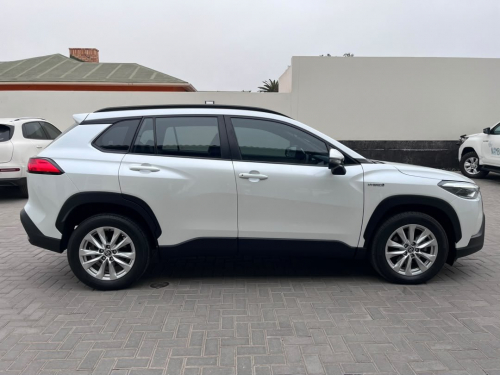 Toyota COROLLA CROSS 1.8 XS HYBRID in Namibia