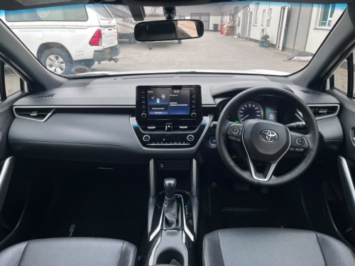 Toyota COROLLA CROSS 1.8 XS HYBRID in Namibia