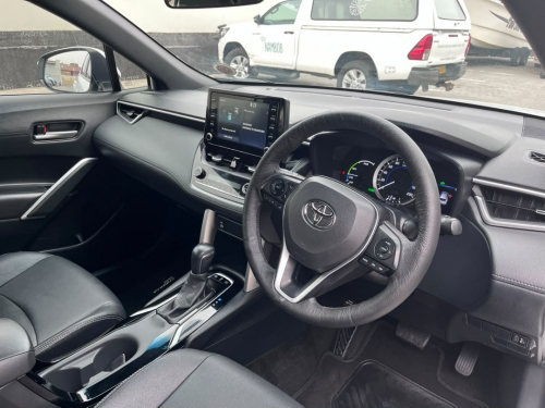 Toyota COROLLA CROSS 1.8 XS HYBRID in Namibia