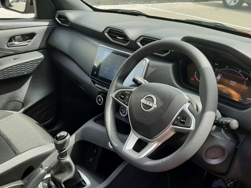 Nissan MAGNITE  1.0 ACENTA M/T in Namibia