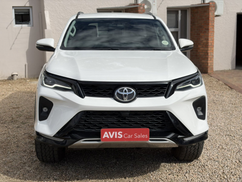 Toyota 2.4 4x4 A/T Fortuner in Namibia