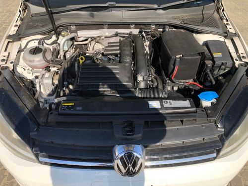 Volkswagen GOLF TSI HIGHLINE BLUE MOTION in Namibia
