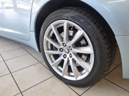 Jaguar XF 2.2D Premium Luxury A/T in Namibia
