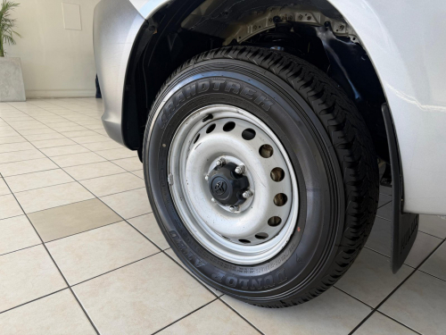 Toyota HIlux SR 2.4 GD-6 S/C P/U M/T 4x4 in Namibia