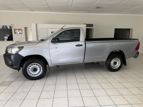 Toyota HIlux SR 2.4 GD-6 S/C P/U M/T 4x4 in Namibia