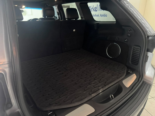 Jeep Grand Cherokee 3.0L V6 Trailhawk in Namibia