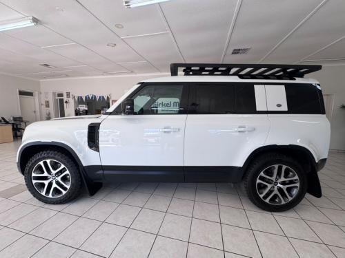 Land Rover DEFENDER 110 P300 SE (221KW) in Namibia