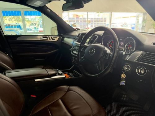Mercedes-Benz ML400 BE 4Matic 3.0 V6 BlueEFFICIENCY A/T in Namibia
